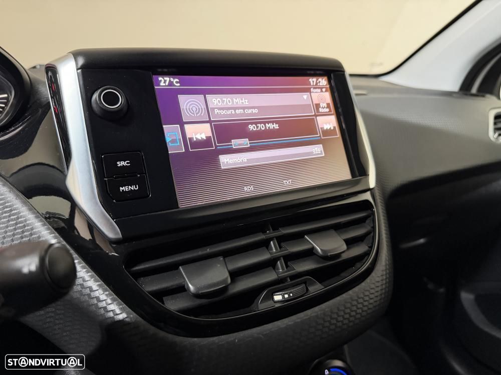 Peugeot 2008 1.6 BlueHDi Style - 13