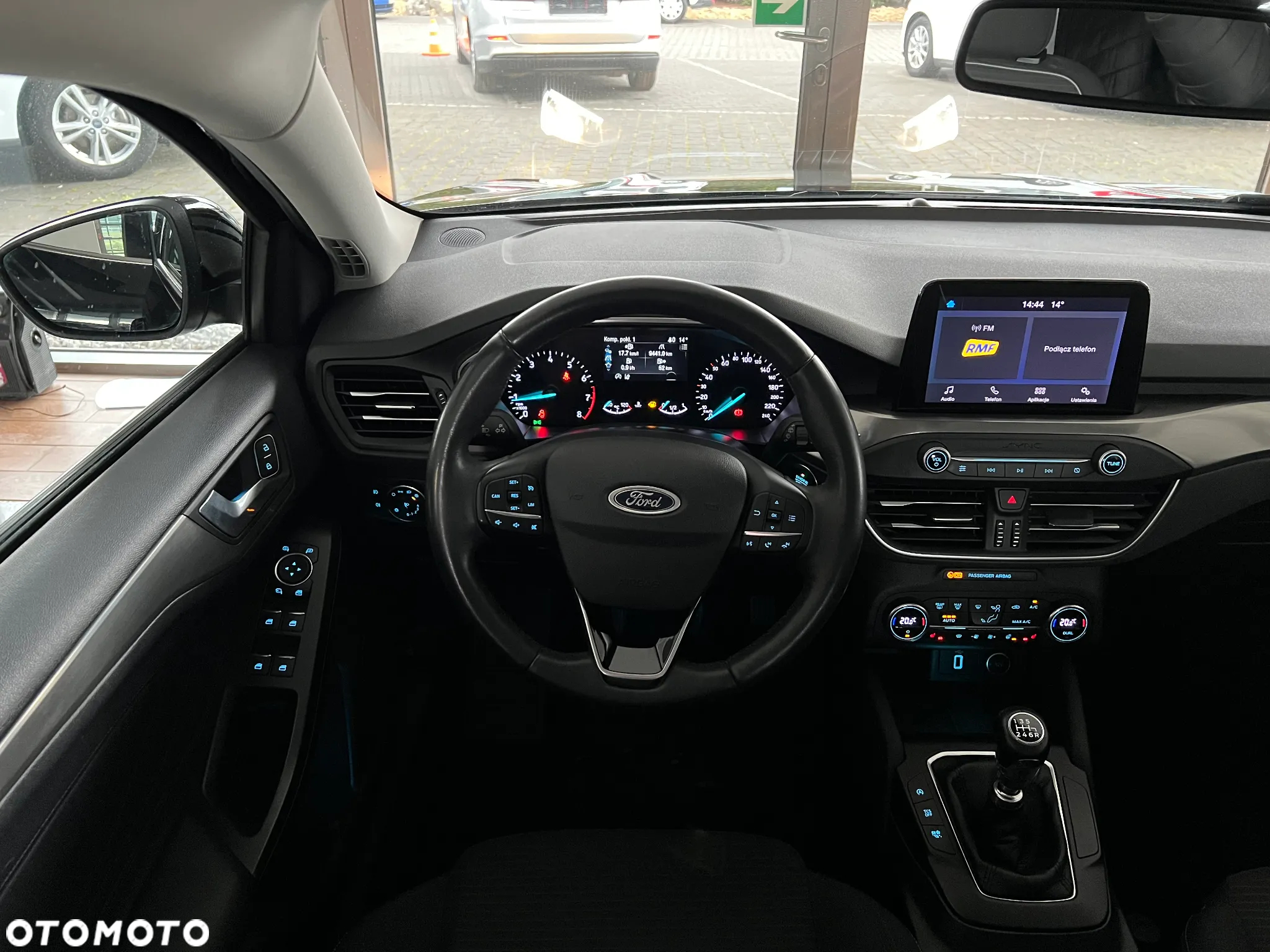 Ford Focus 1.0 EcoBoost Titanium Business - 31