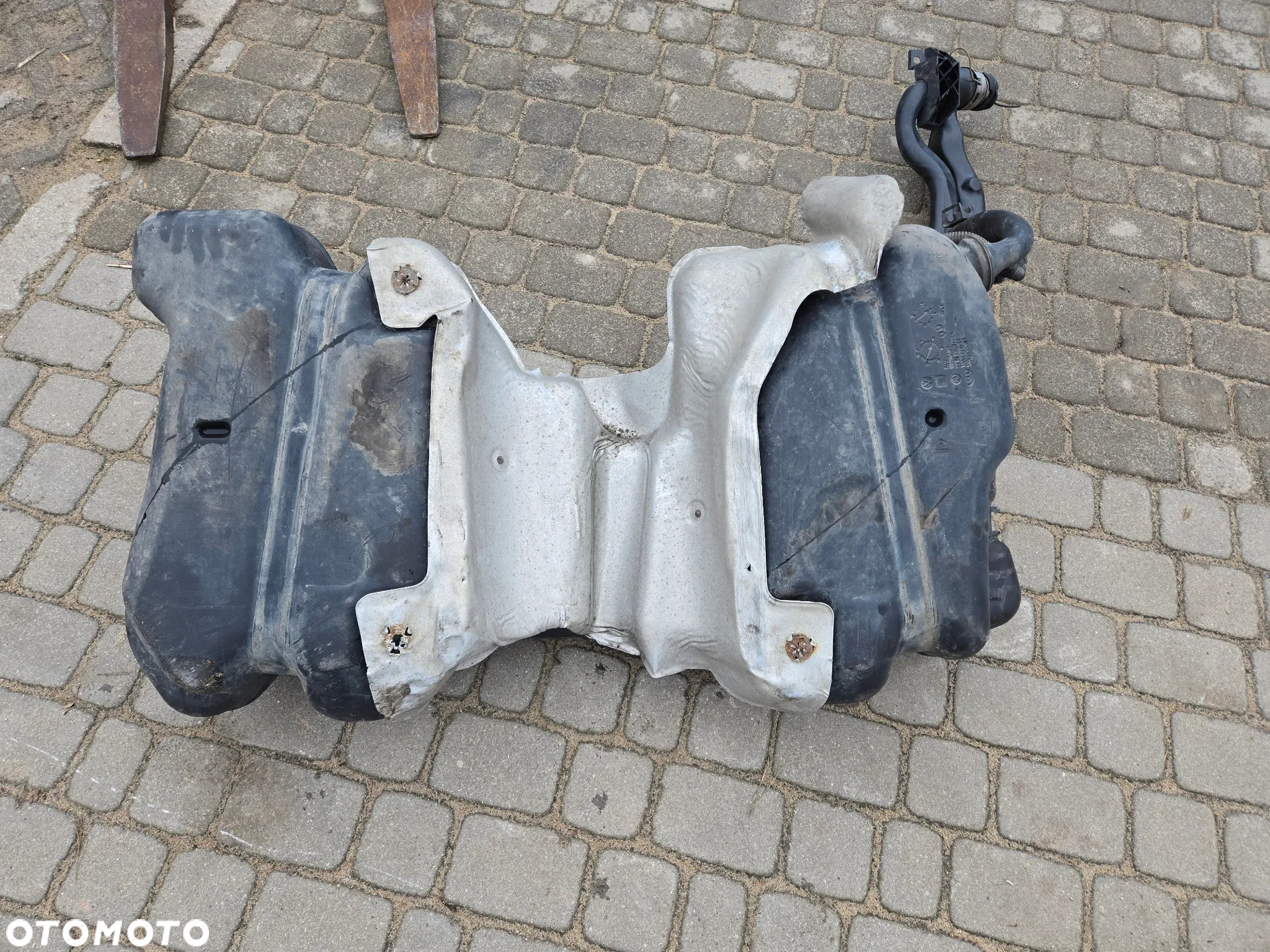SKODA SUPERB II 2.0 TDI BAK ZBIORNIK PALIWA KOMPLET Z POMPĄ - 4