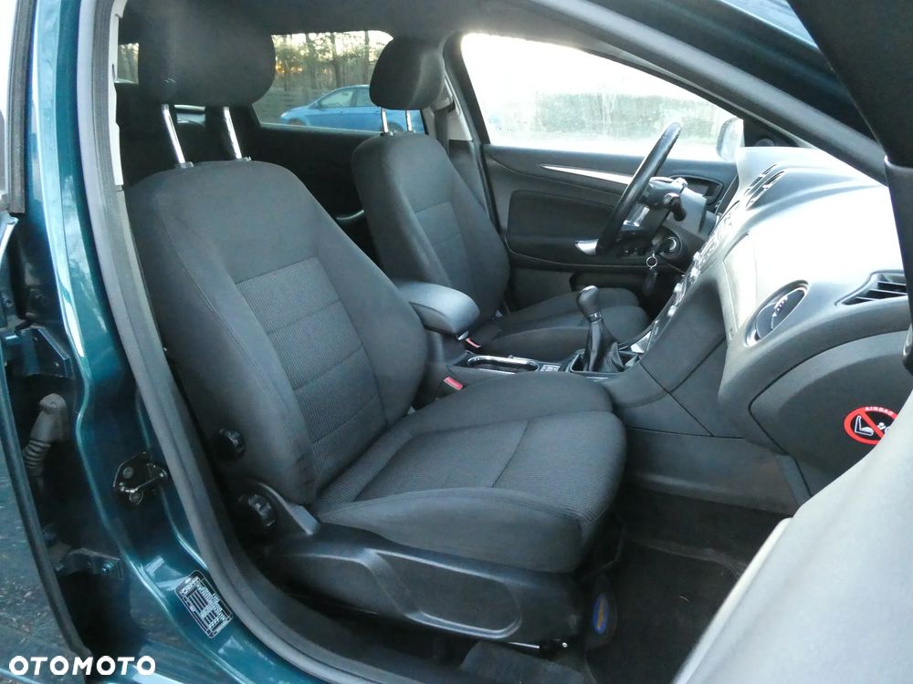 Ford Mondeo 2.0 Viva Titanium - 12