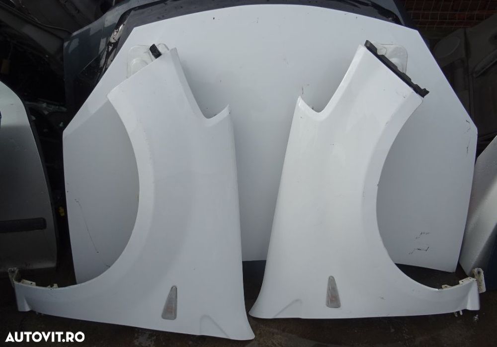 Fata completa Dacia Sandero din 2009 volan pe stanga - 2