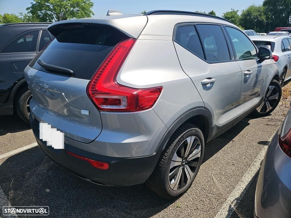 Volvo XC 40 Recharge Plus - 3