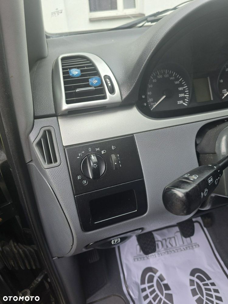 Mercedes-Benz Vito - 18