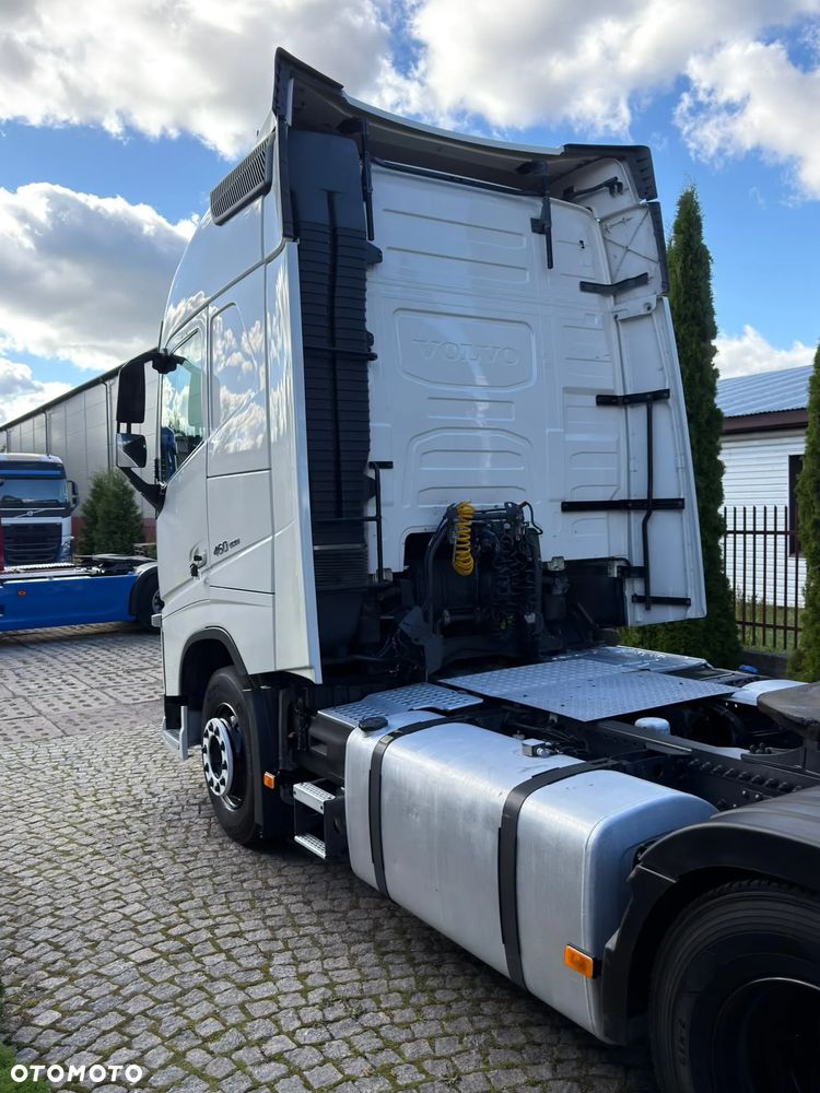 Volvo FH GLOBETROTTER - 10