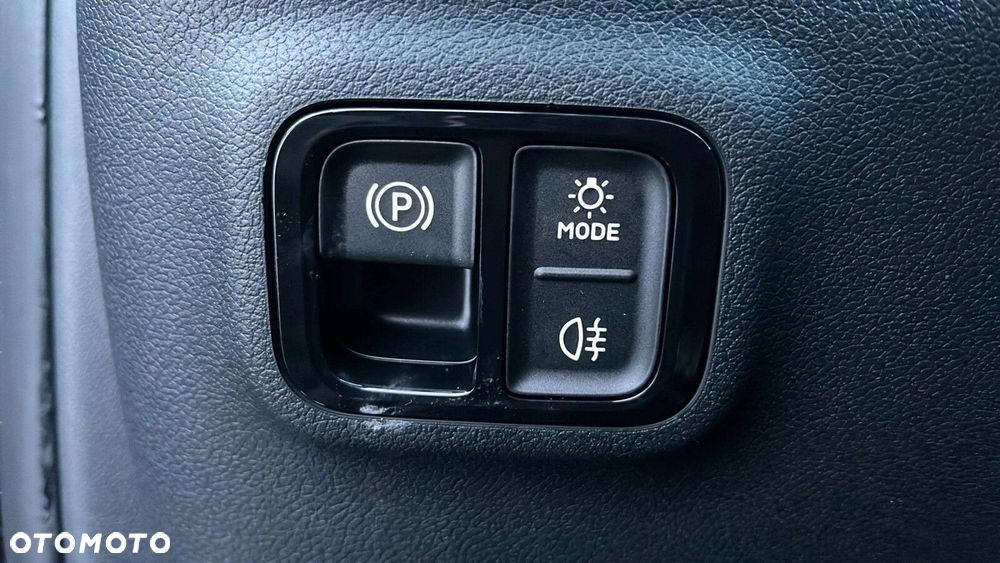 Mercedes-Benz CLA - 20