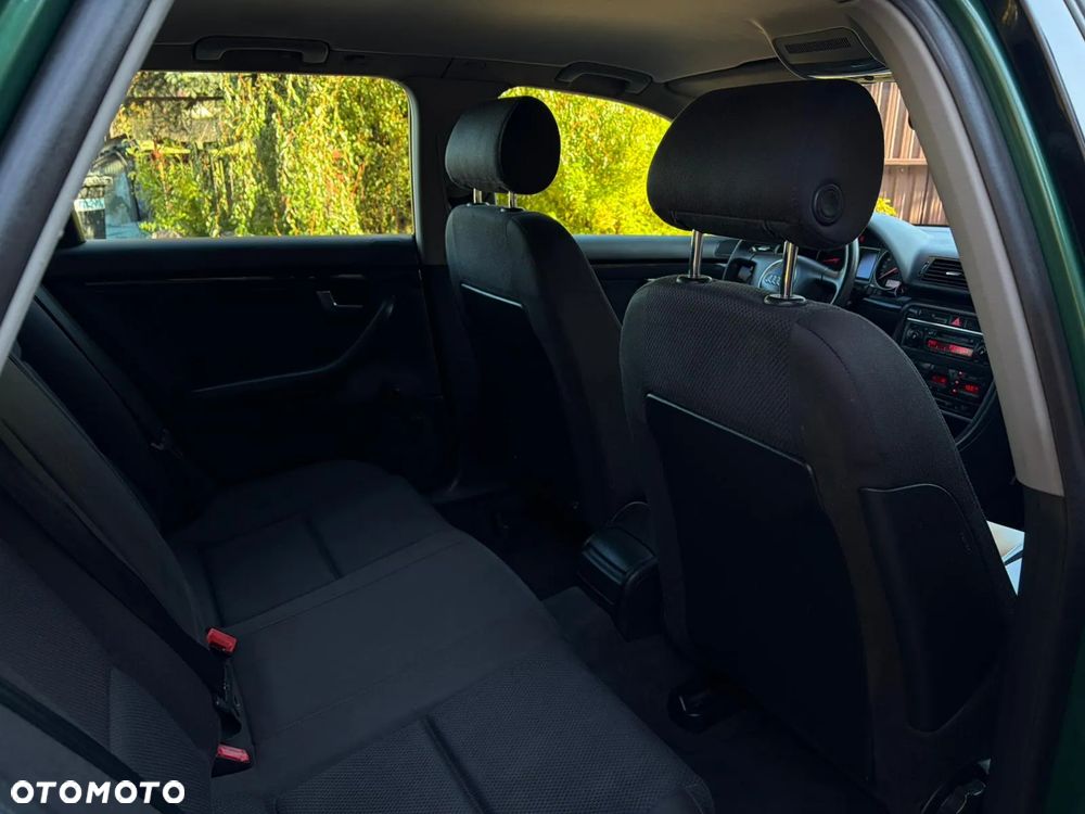 Audi A4 Avant - 10