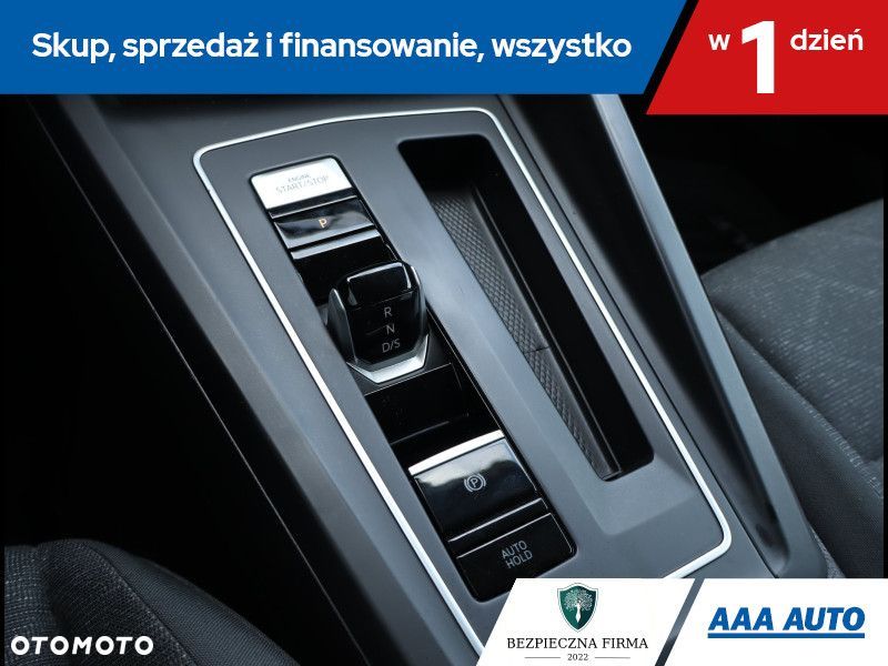 Volkswagen Golf - 17