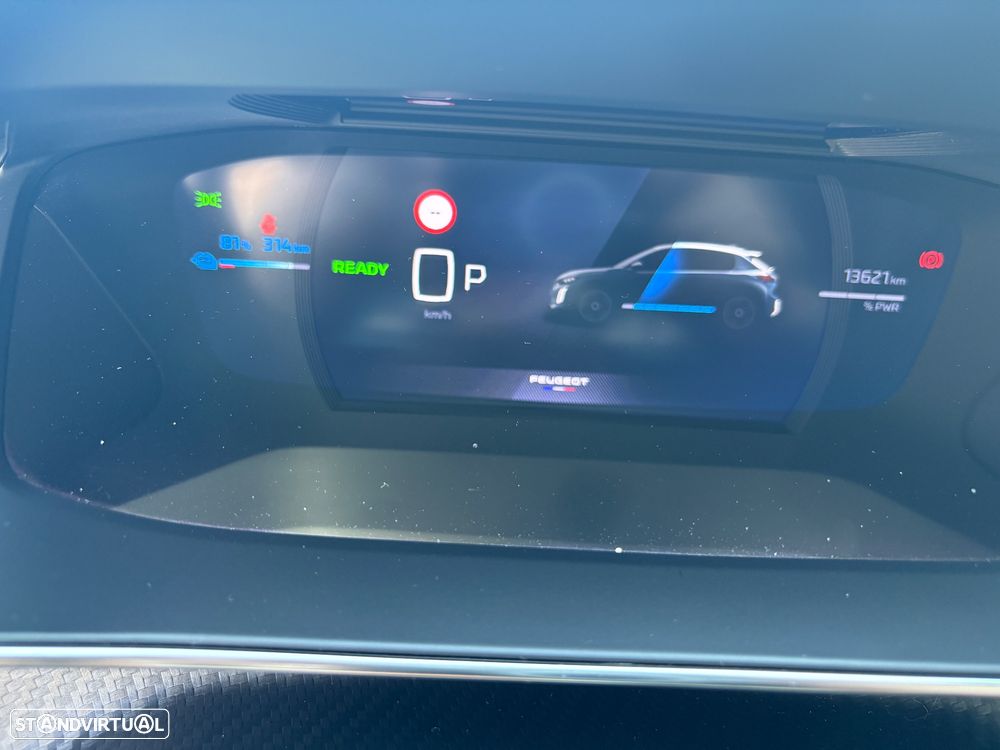 Peugeot e-208 GT - 21