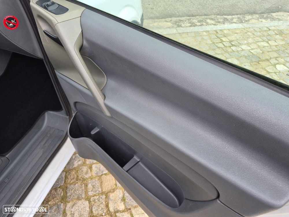 Mercedes-Benz Vito 111 CDi/32 - 13