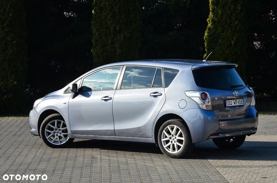 Toyota Verso 1.6 Premium 7os - 15