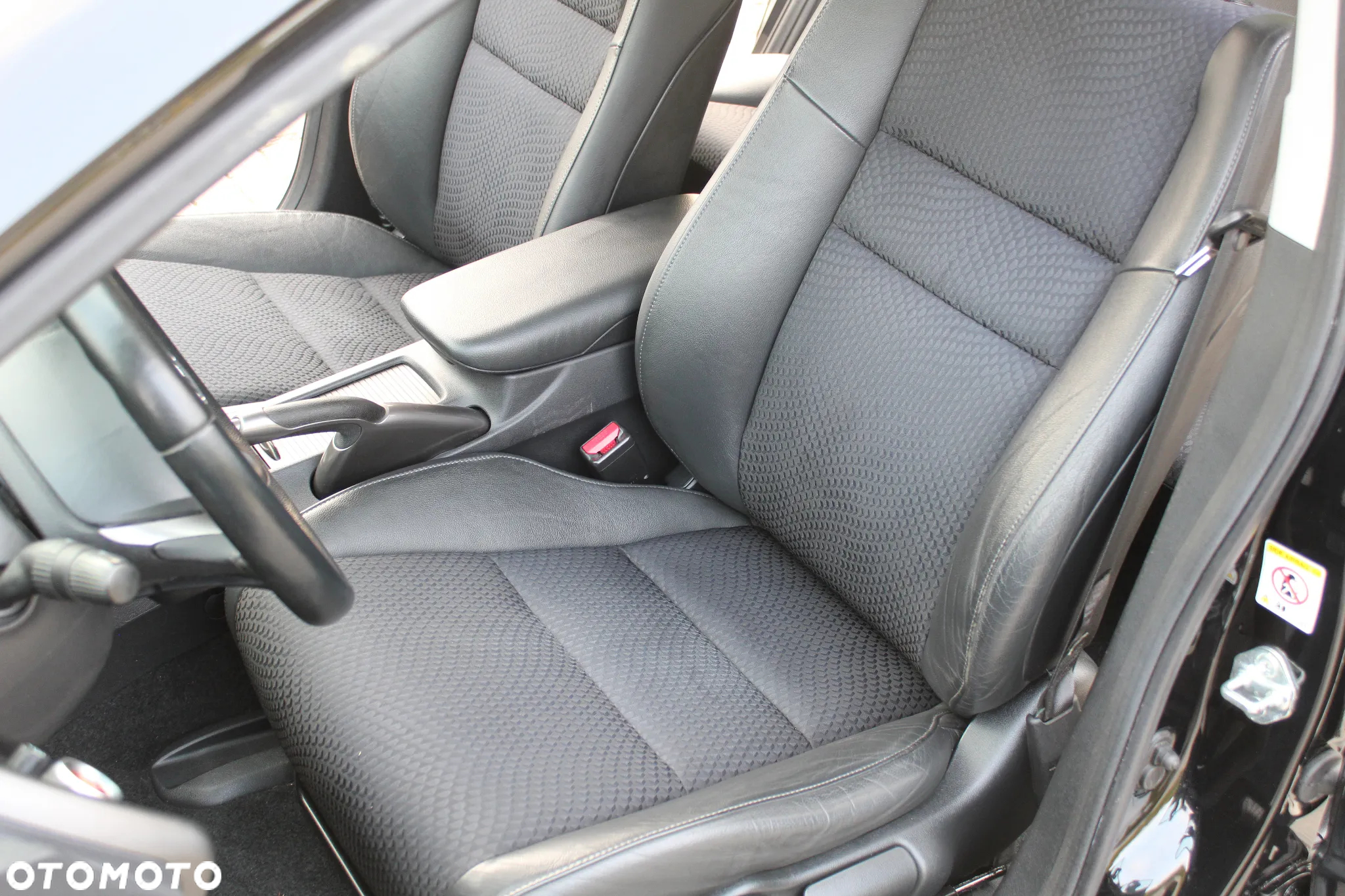 Honda Civic 1.4 i-VTEC Sport - 21