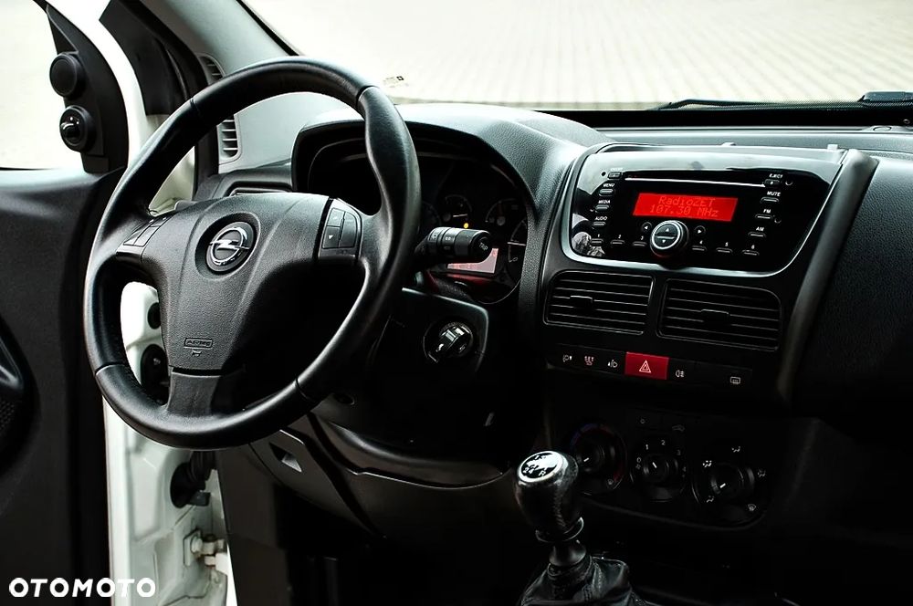 Opel Combo 1.4 Cosmo Eu6 - 35