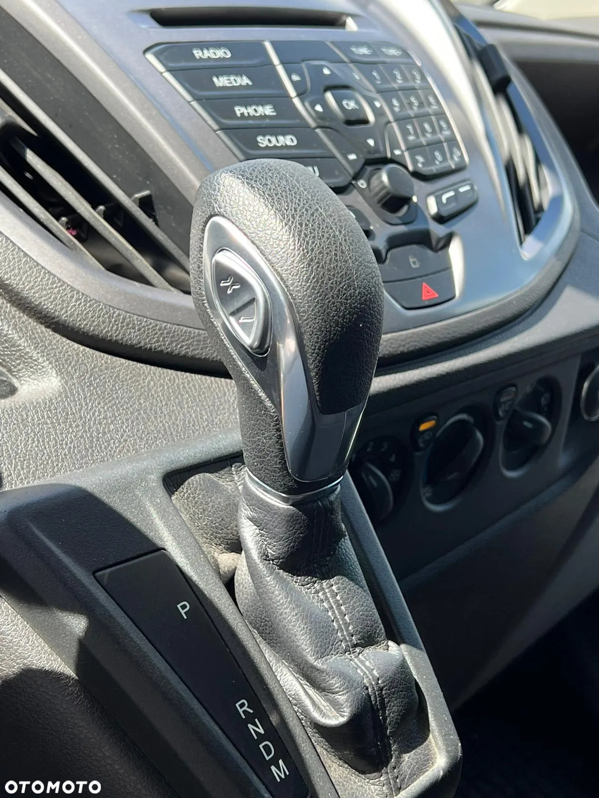 Ford Transit - 25