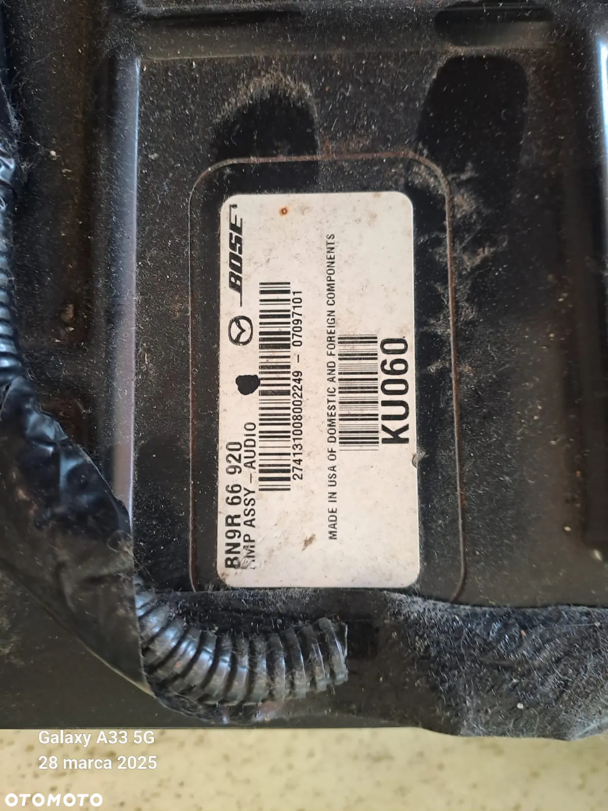 BOSE Wzmacniacz subufer Mazda 3 bk - 5