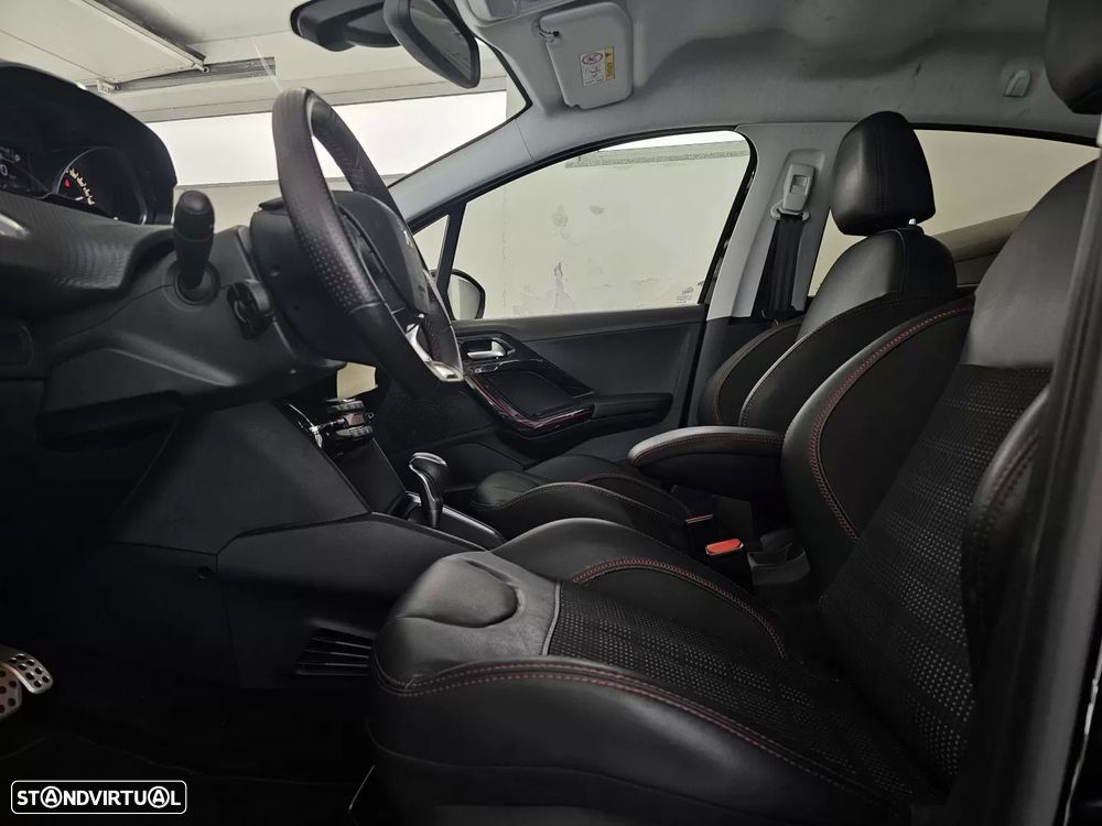 Peugeot 208 1.2 PureTech GT Line EAT6 - 17