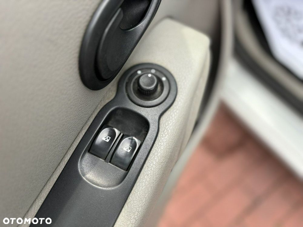 Renault Modus 1.4 16V Alize - 14