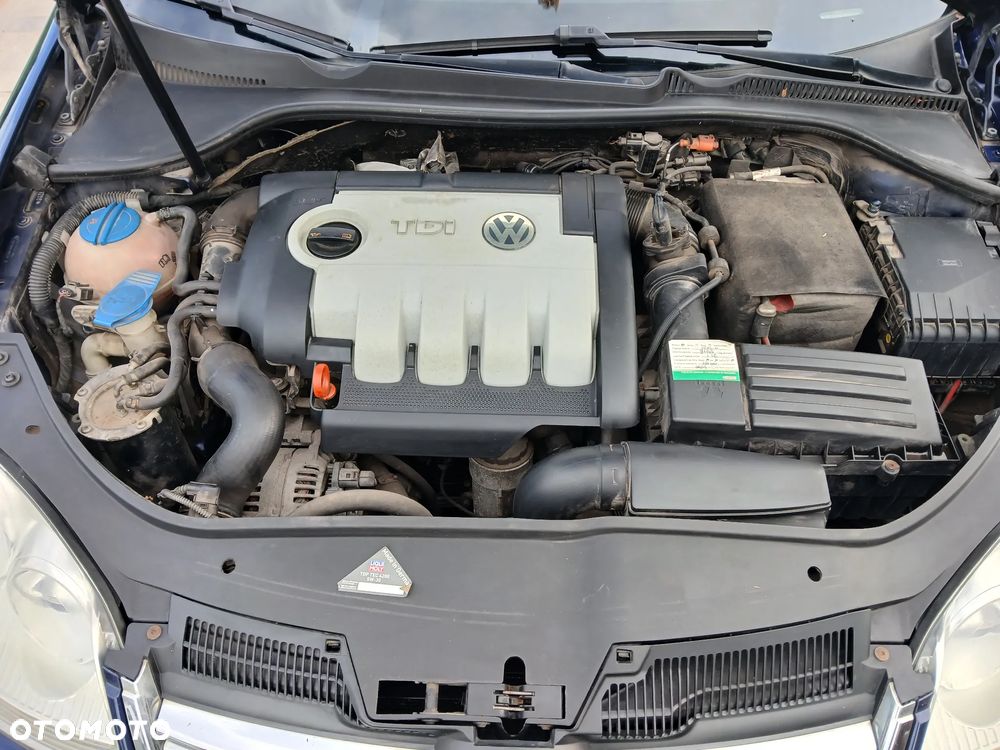 Volkswagen Golf V 1.9 TDI Comfortline - 13