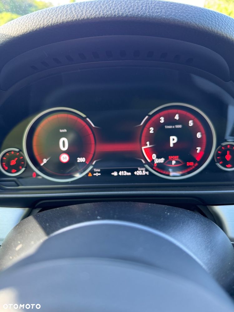 BMW Seria 5 528i xDrive Sport-Aut - 21