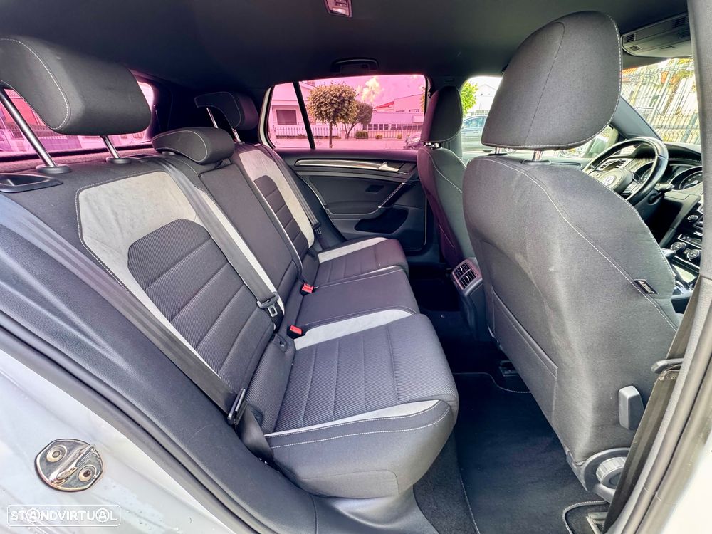 VW Golf R 2.0 TSI OPF 4Motion DSG - 18