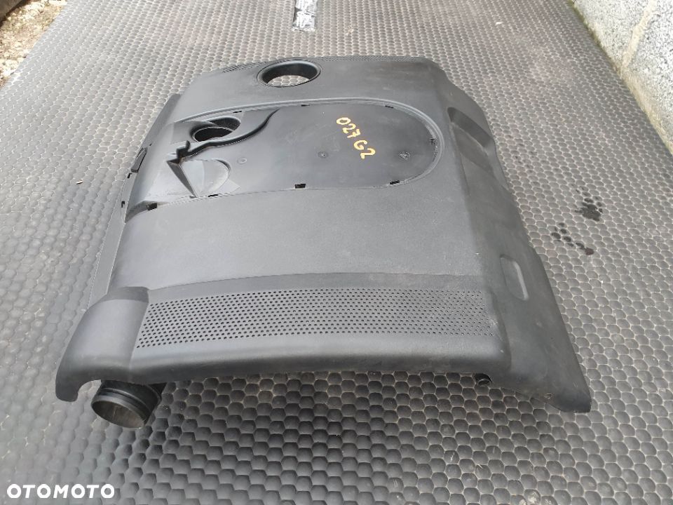 Pokrywa 03C129607 06A103638A Silnika Obudowa Oslona 1.6 FSI  VW Golf 5 V Touran - 3