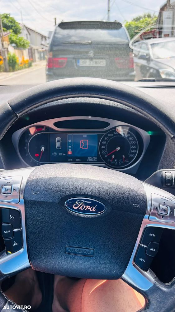 Ford Mondeo 2.5 T Ghia - 5