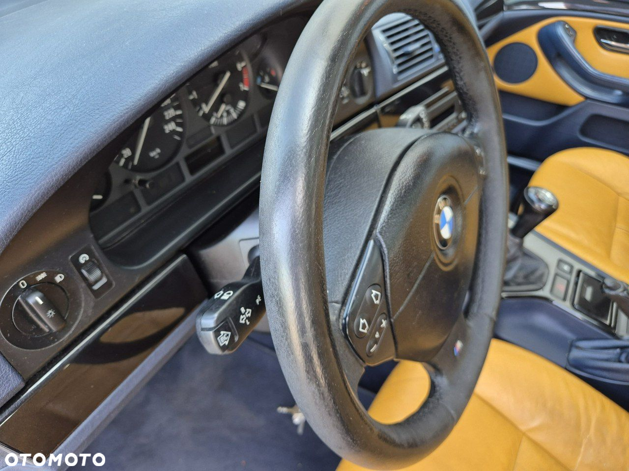 BMW Seria 5 523i - 15