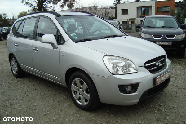 Kia Carens