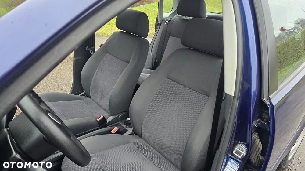 Volkswagen Polo 1.4 Goal - 31