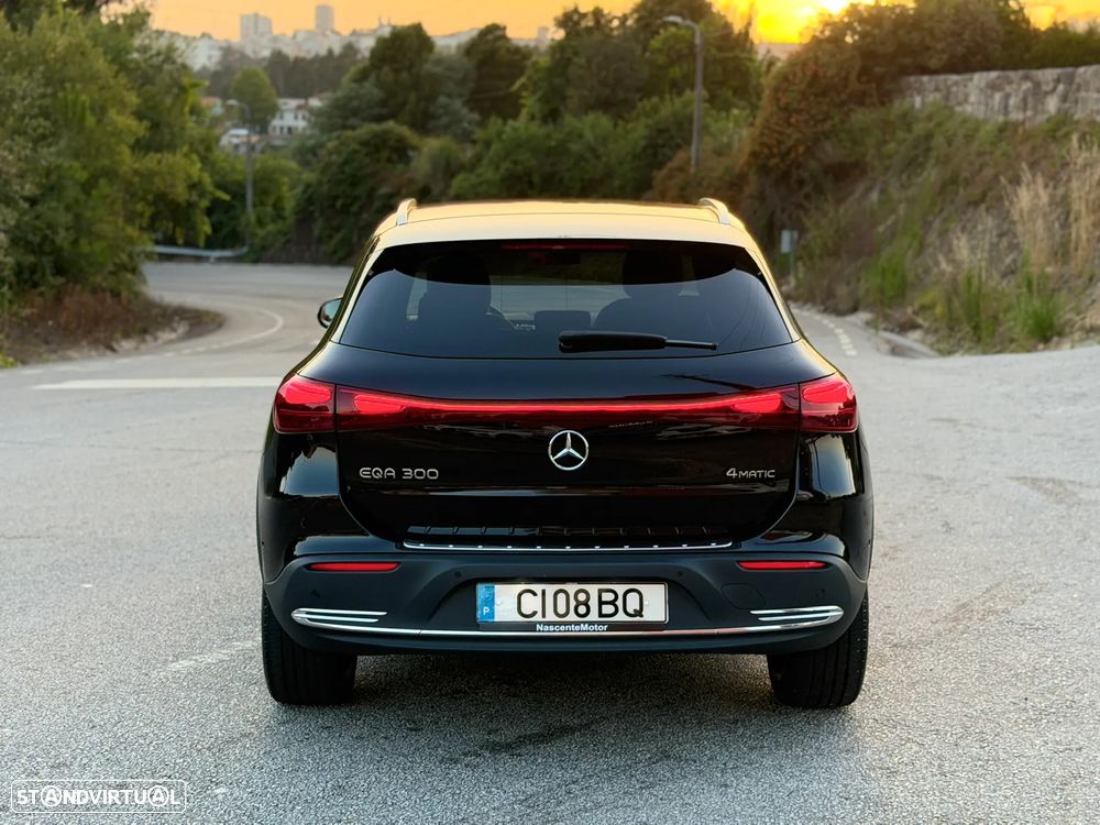 Mercedes-Benz EQA 300 4Matic Electric Art - 20