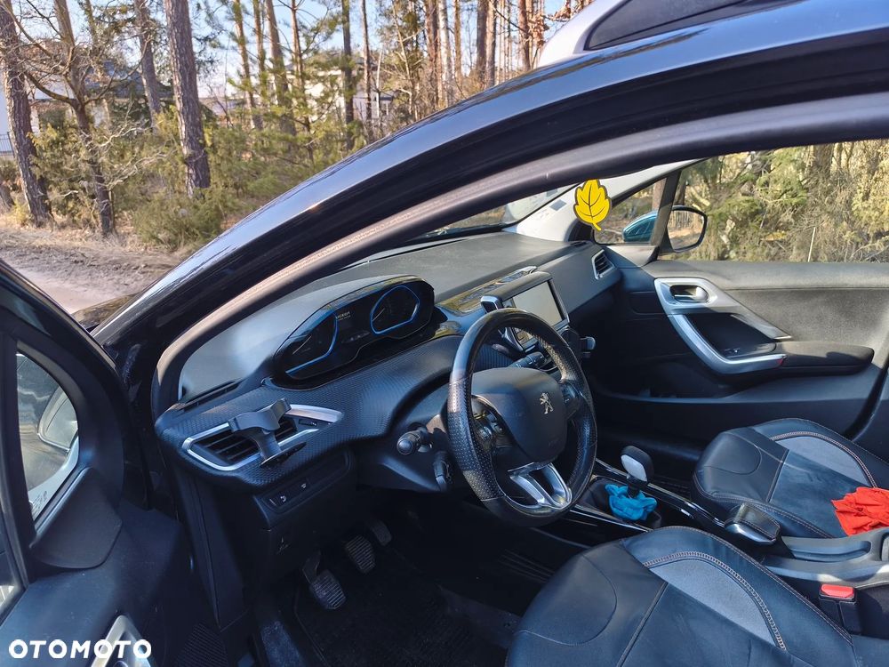 Peugeot 2008 1.6 BlueHDi Active - 4