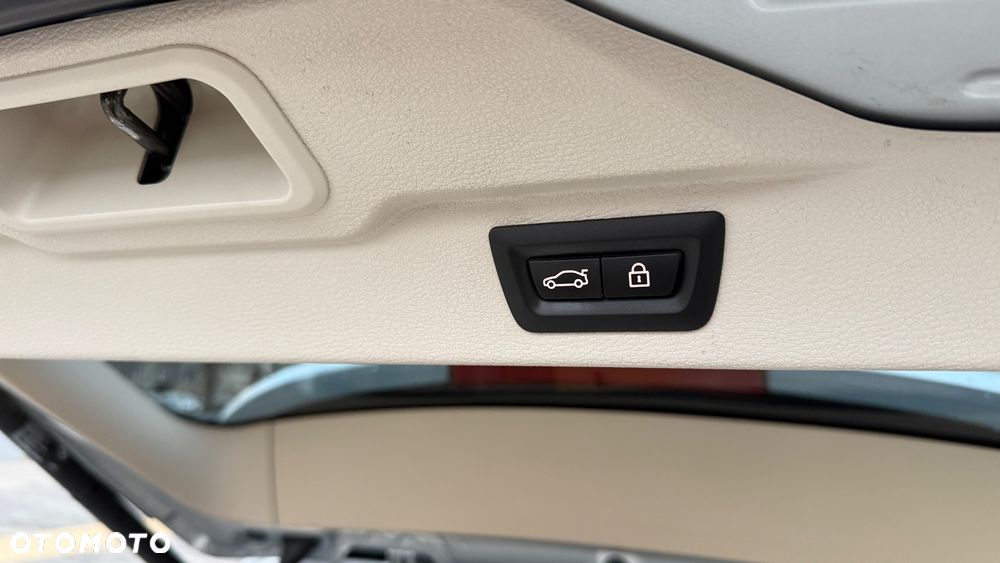 BMW X5 xDrive40e - 25