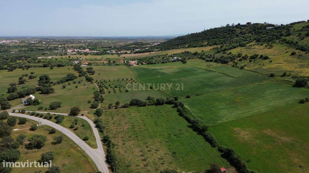 Terreno em Monsaraz junto ao Castelo - Grande imagem: 4/15