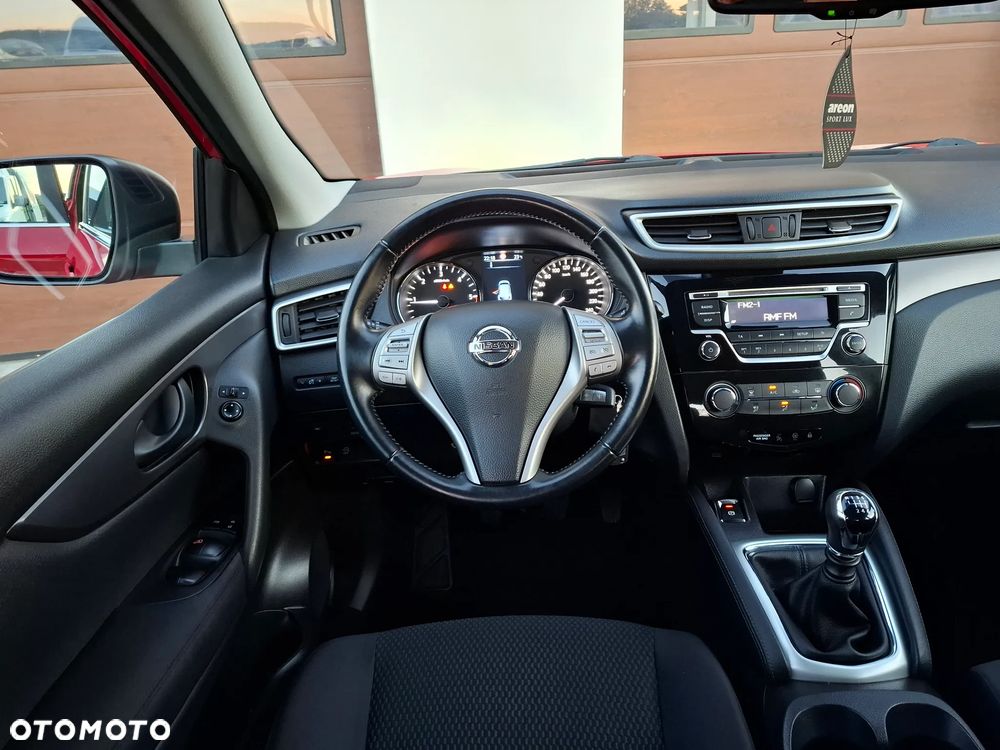Nissan Qashqai 1.6 DCi ALL-MODE 4x4i N-Connecta - 8