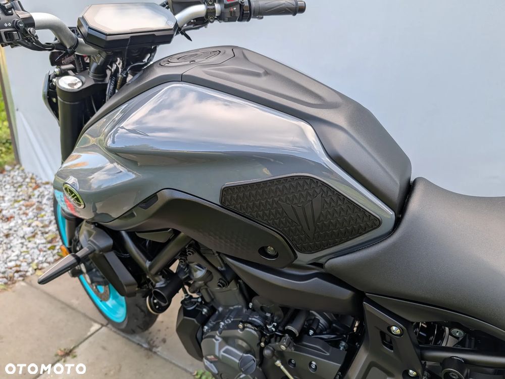 Yamaha MT - 22