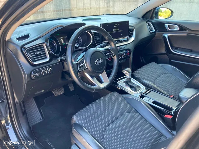 Kia XCeed 1.6 GDi PHEV Tech - 13