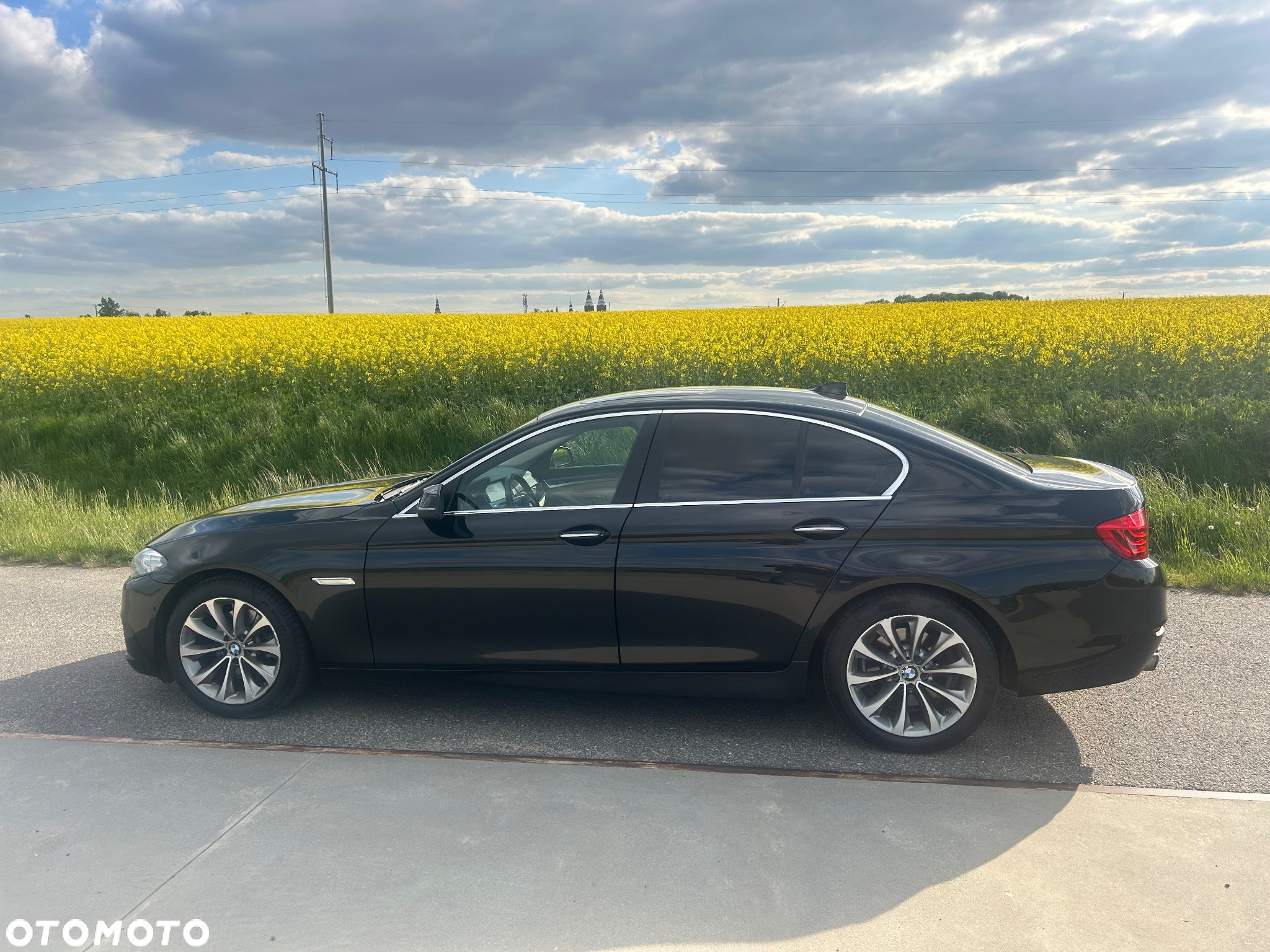 BMW Seria 5 528i xDrive - 25