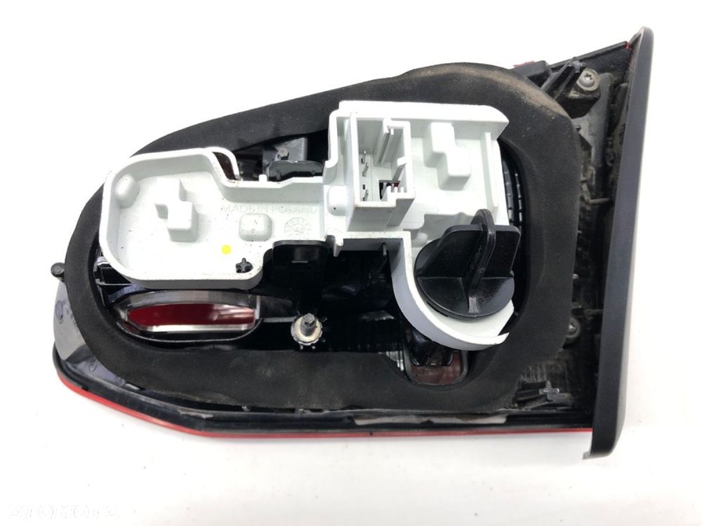 LAMPA TYŁ PRAWA WEWNĘTRZNA  VW GOLF VII Variant (BA5, BV5) 2013 - 2022 1.6 TDI 81 kW [110 KM] olej - 4