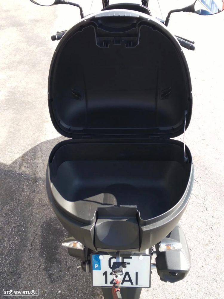 Kymco Skytown 125 - 3