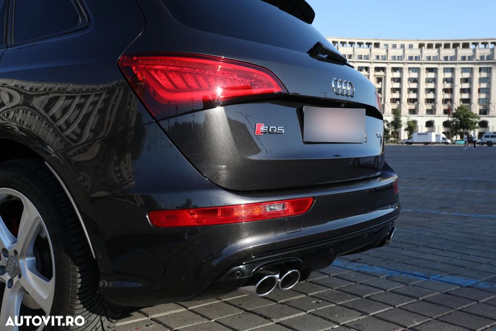 Audi SQ5 - 11