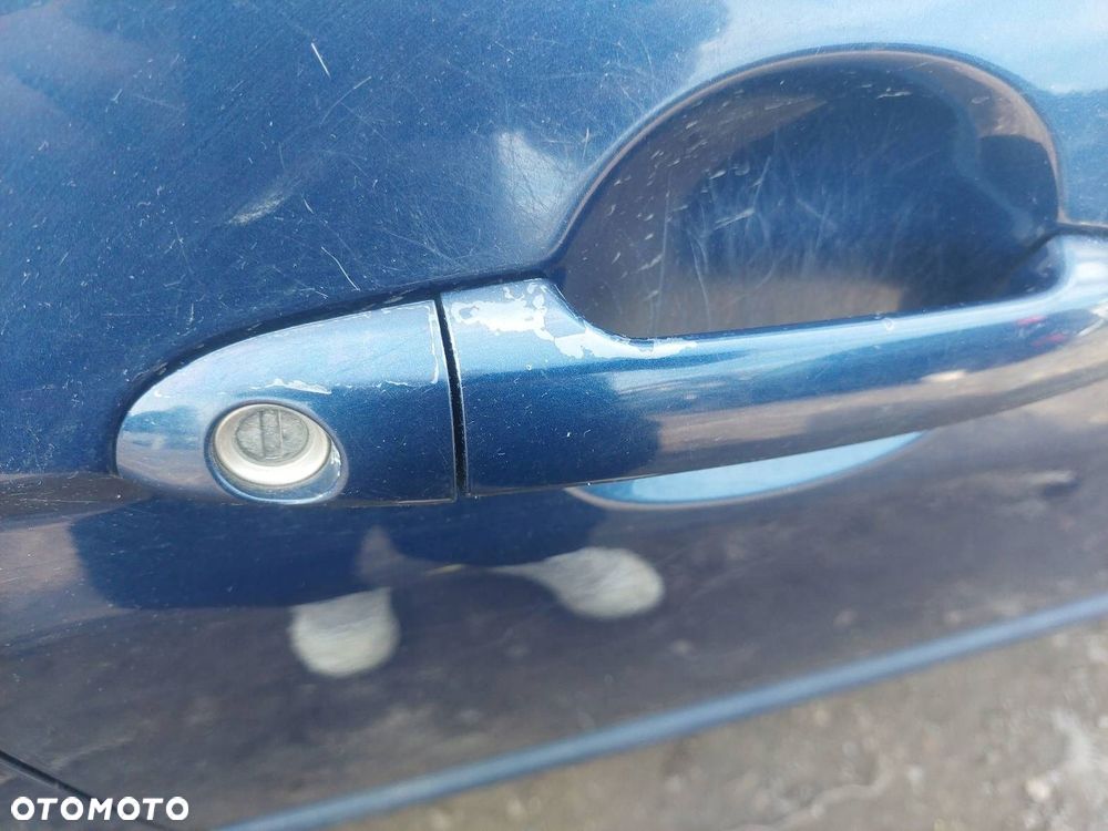 DRZWI KOMPLETNE PRAWY PRZÓD KIA CERATO I 1C - 2