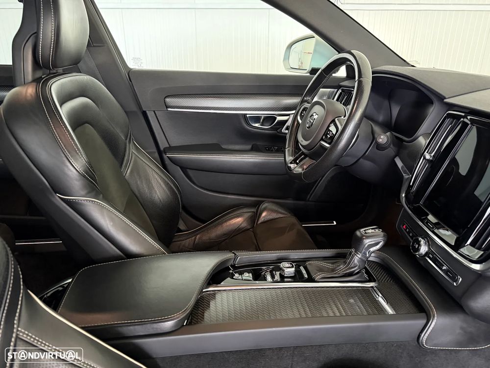 Volvo V90 D5 AWD Geartronic R Design - 42