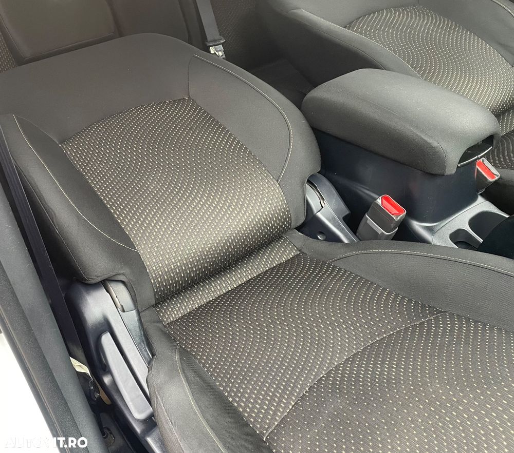 Mitsubishi ASX 1.8 DI-D 2WD Intense - 25