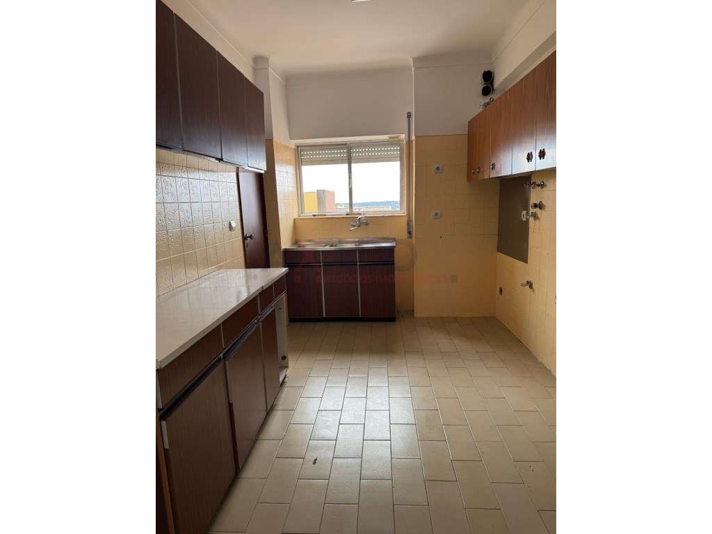 Apartamento T3 no Centro de Seia - Conforto e Conveniência às Porta... - Grande imagem: 4/22