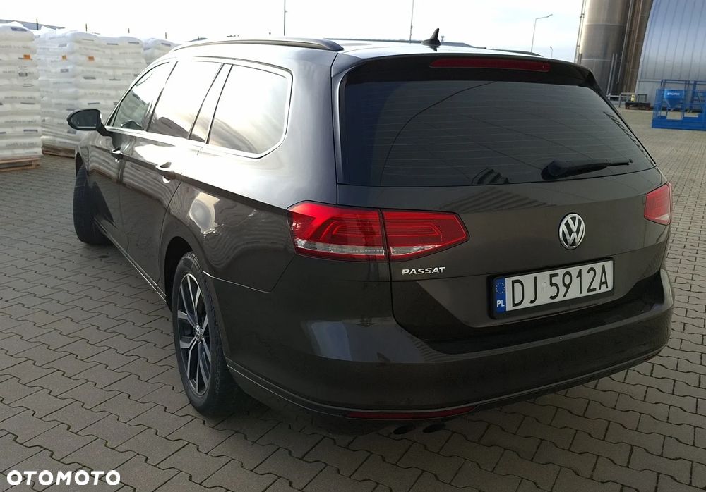 Volkswagen Passat Variant 1.8 TSI BMT Comfortline DSG - 16