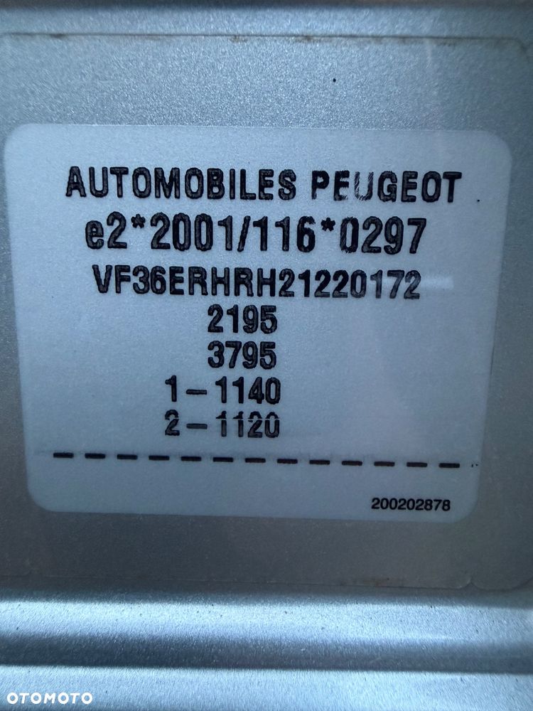 Peugeot 407 2.0 HDI ST Komfort EU4 - 19
