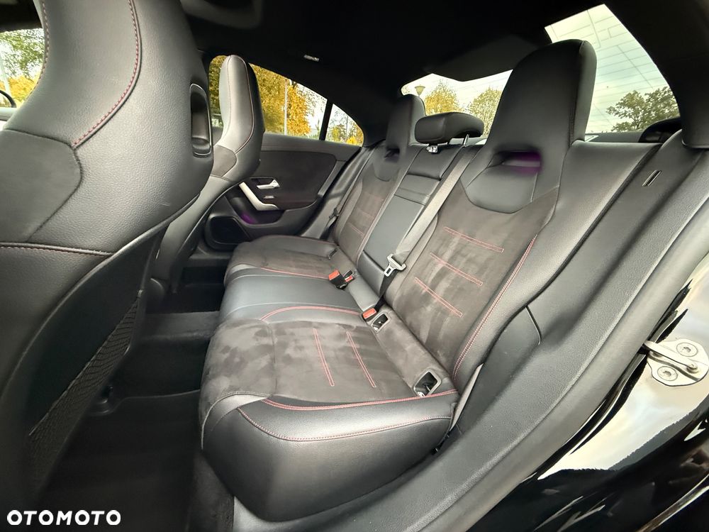 Mercedes-Benz CLA 200 AMG Line 7G-DCT - 27