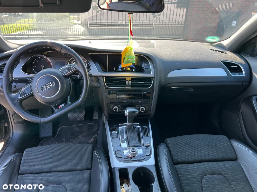 Audi A4 Avant 3.0 TDI DPF multitronic S line Sportpaket - 12