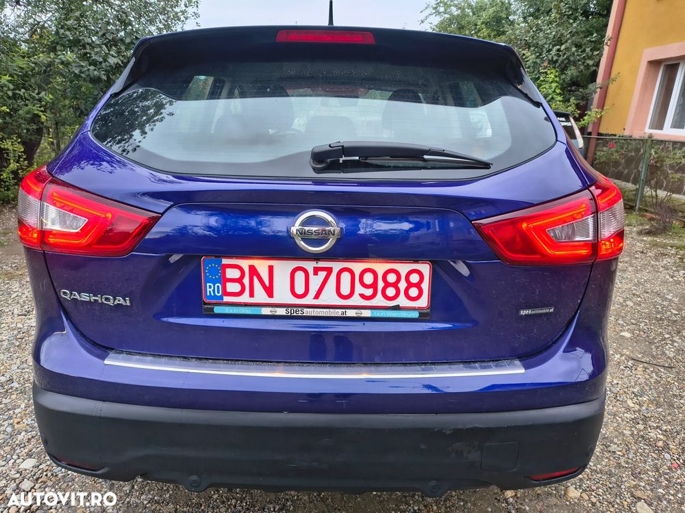 Nissan Qashqai 1.2 DIG-T ACENTA - 11