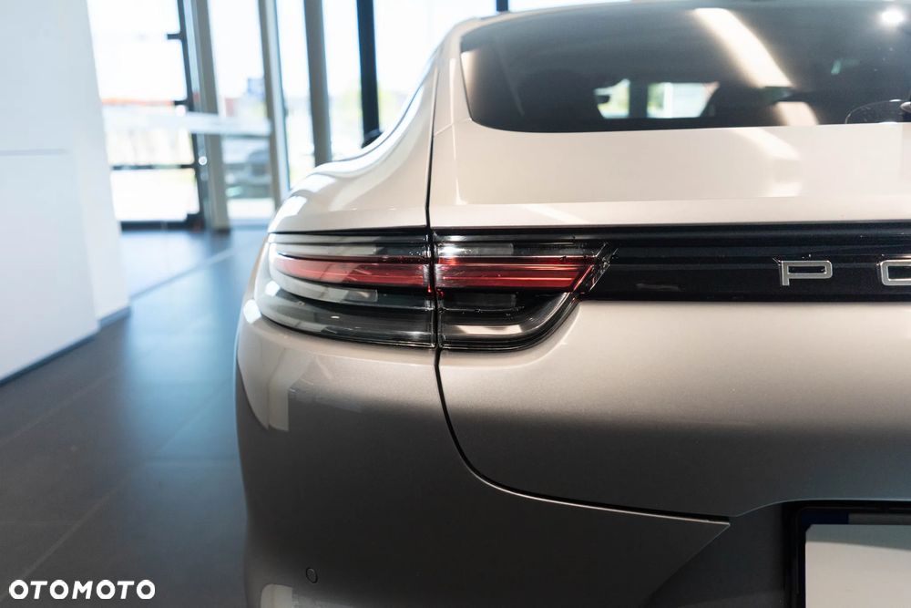 Porsche Panamera Turbo - 9