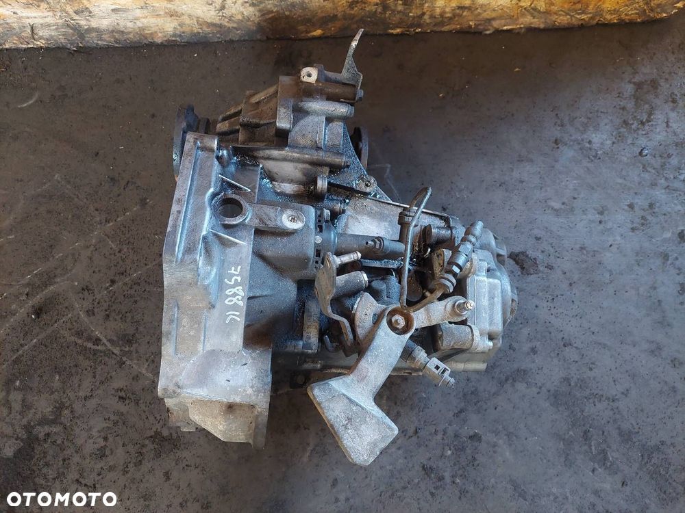 SKRZYNIA BIEGÓW AUDI A3 8P 2.0 FSI MANUAL 6 BIEGÓW GLB ID: 238064 - 5